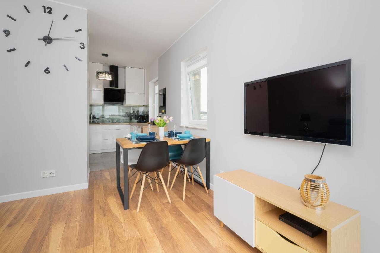 Albatross Towers Przymorze Apartments By Noclegi Renters กดัญสก์ ภายนอก รูปภาพ